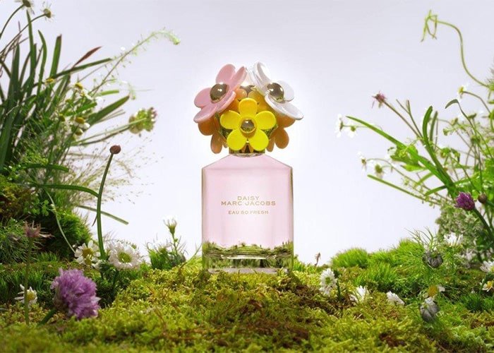 بهترین عطرهای خنک زنانه