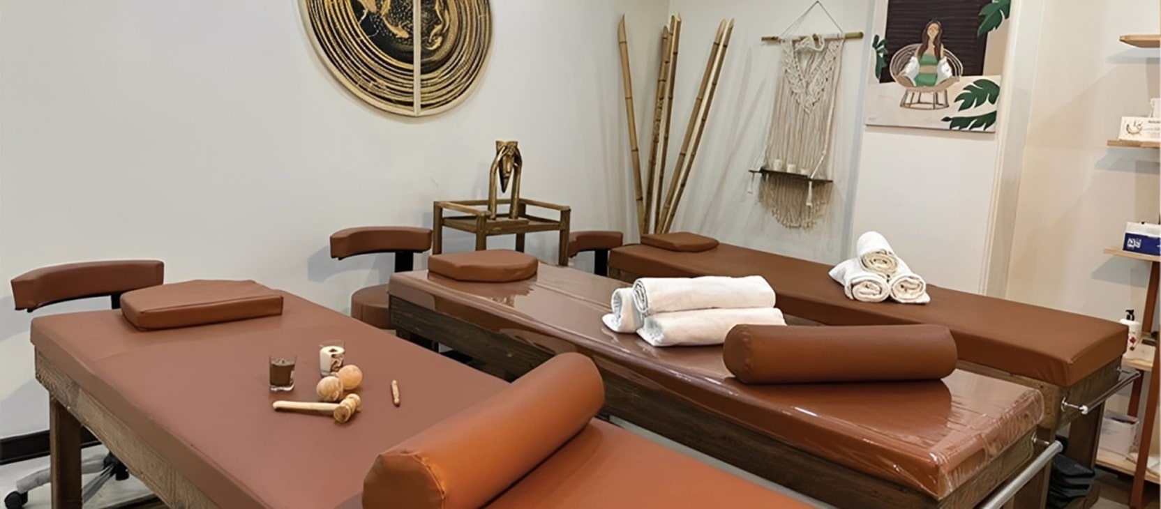 آکادمی و خدمات پوست و مو دکتر فاخته علیاکبری بهترین کلینیک های کربوکسی در تهران