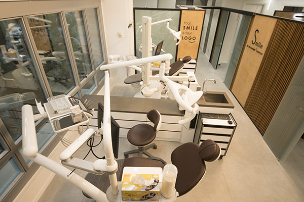 گروه دندانپزشکی فرشته بهترین کلینیک های دندانپزشکی در خیابان فرشته تهران