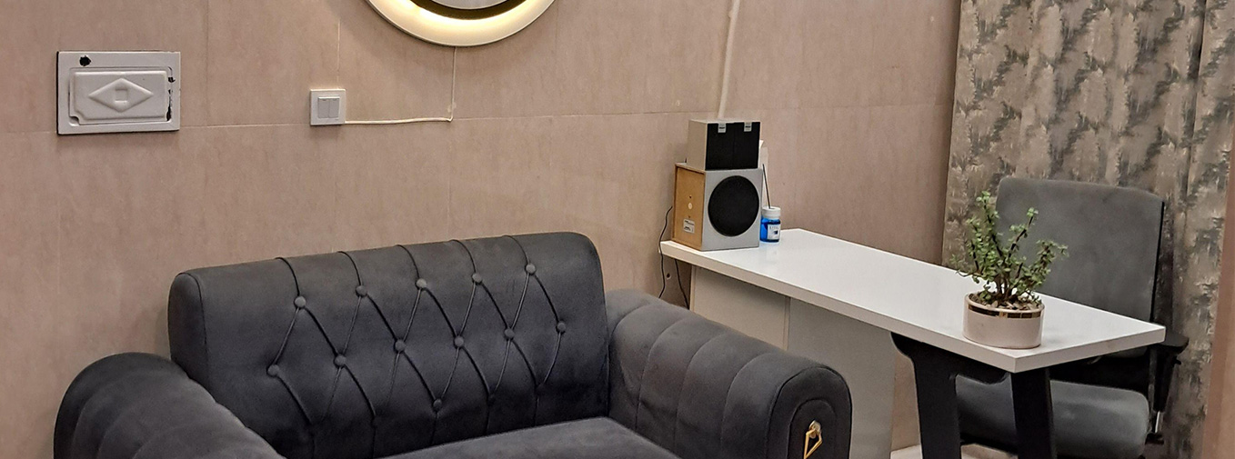 لیزر موهای زائد ماه شید بهترین کلینیک های لیزر در واوان تهران